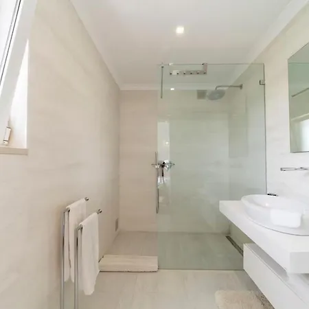 Vila Villa In Prime Location Pool *