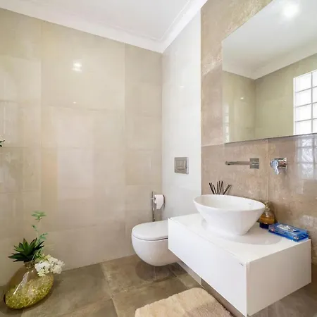 Vila Villa In Prime Location Pool Albufeira