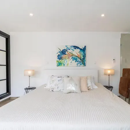 Vila Villa In Prime Location Pool *